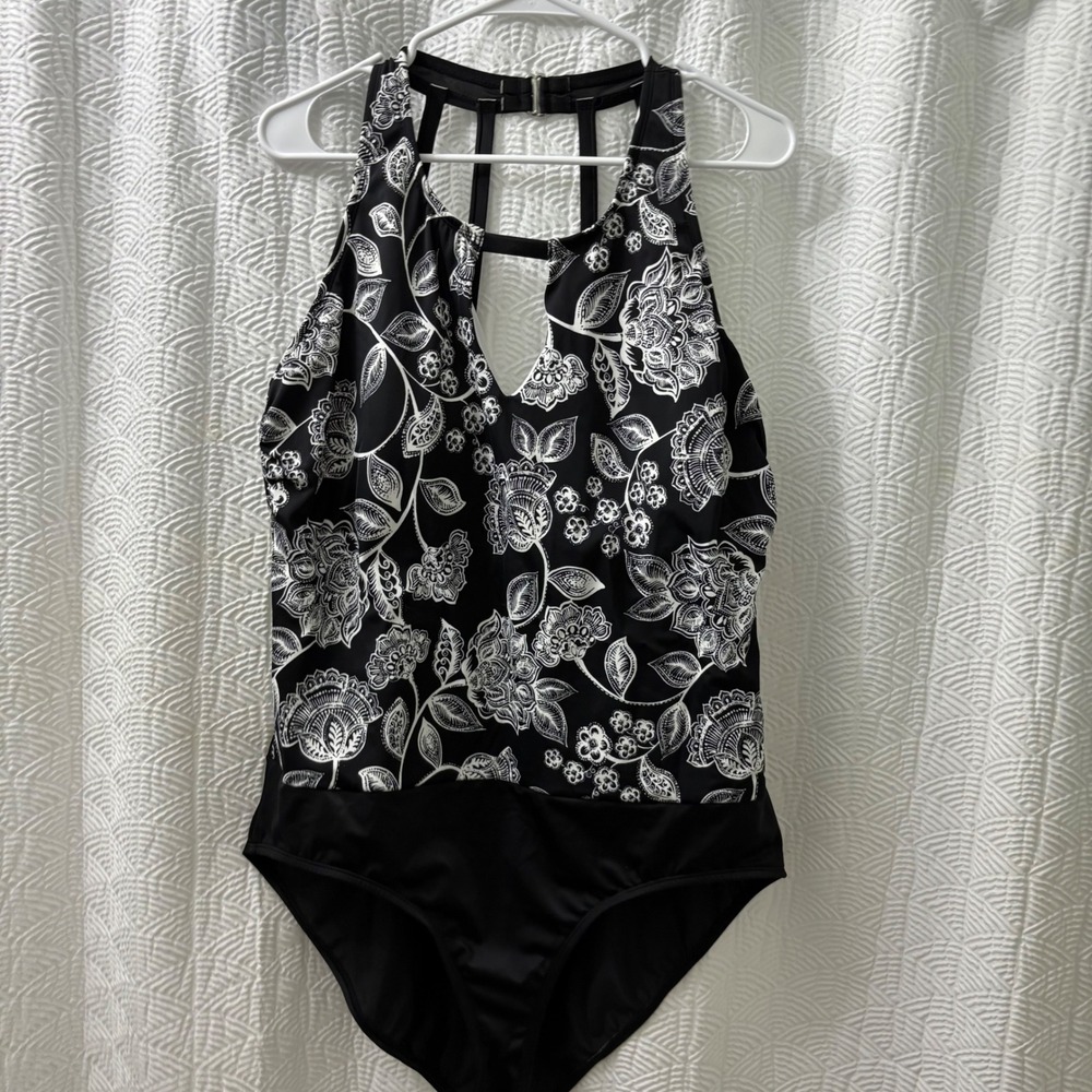 Jantzen Floral Print One Piece Swimsuit Women's Size‎ 20W Halter Neck Cutout
